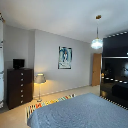 Tranquility Oasis By The Sea Appartamento Durrës